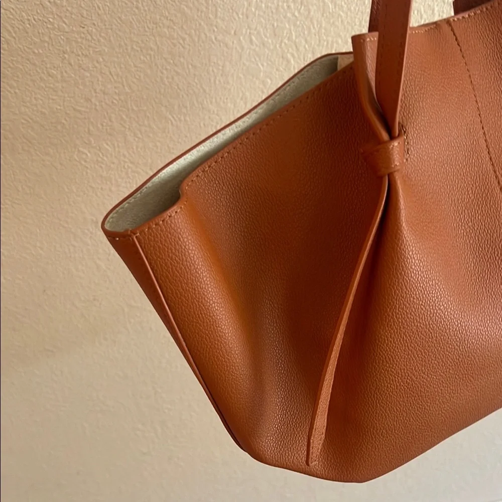 Yuzefi Brown Leather Tote Bag Mochi - Picture 11 of 15